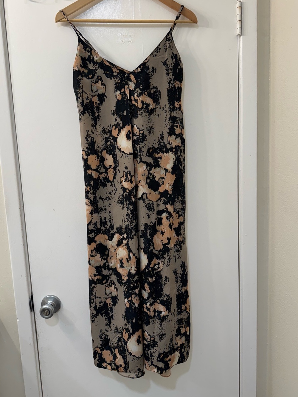 Enza Xosta Neutral Floral Print Slip Oversized Dress